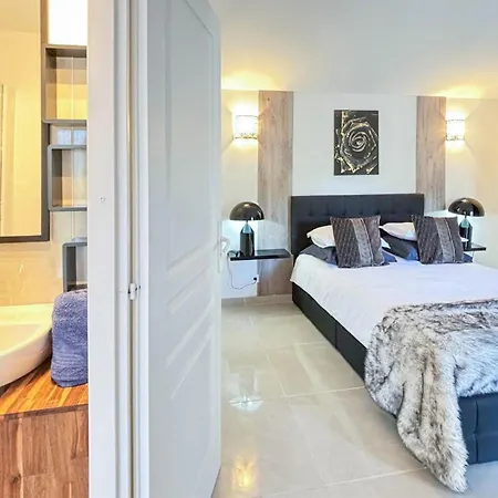 Awesome In Saint-raphael With Kitchen Saint-Raphaël