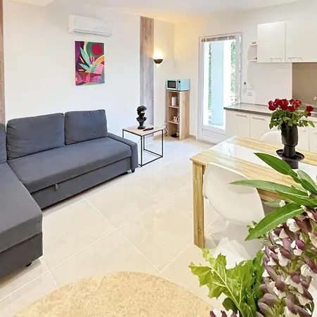 Awesome In Saint-raphael With Kitchen *